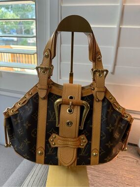 AUTHENTIC Louis Vuitton Monogram Sologne / Thebes PM ✨ 20 year old beauty 🥰